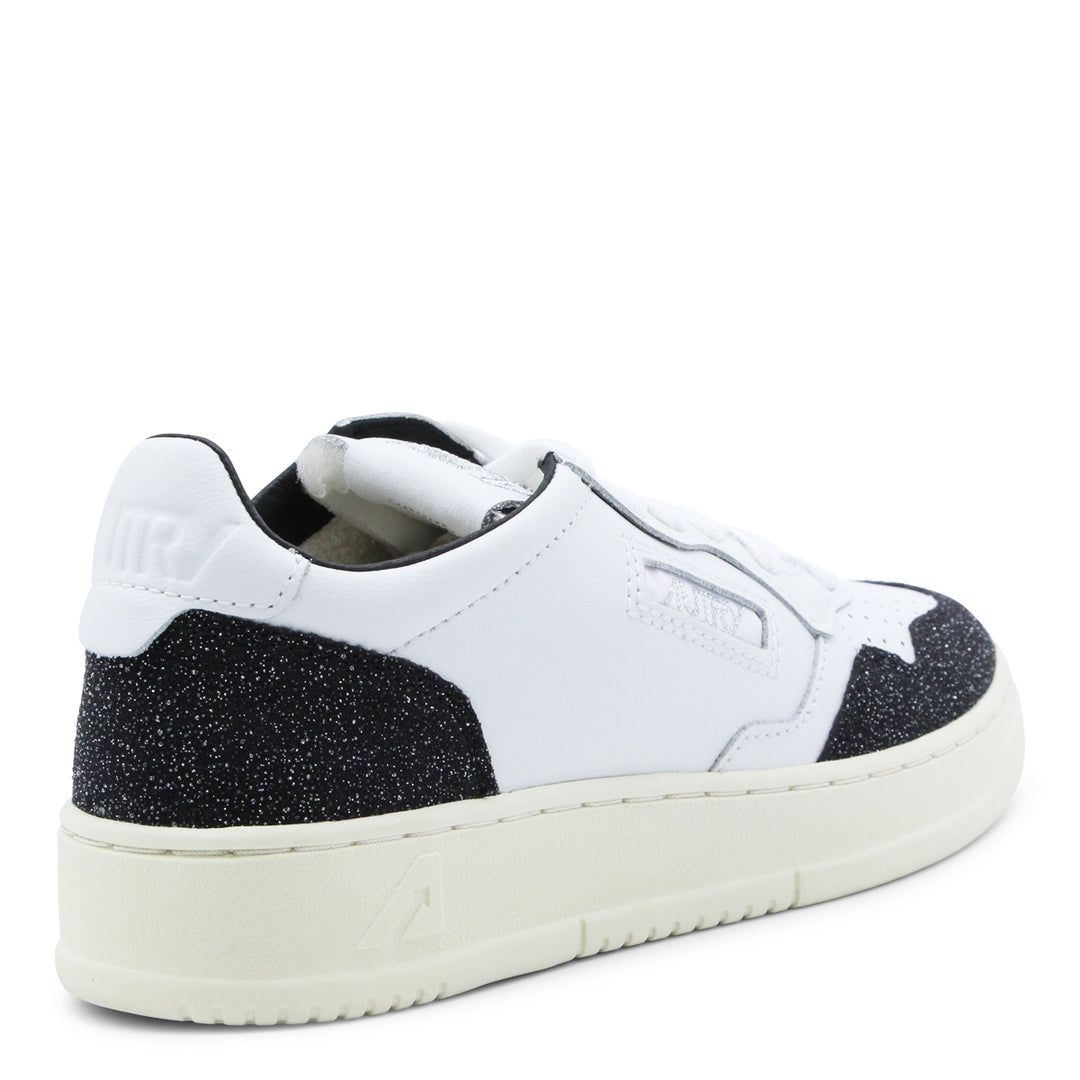 Autry Sneakers - SOFLEA/SPK WHT/BLK | 8b1fa2497bbfa13dfd50857d207db922248675b4