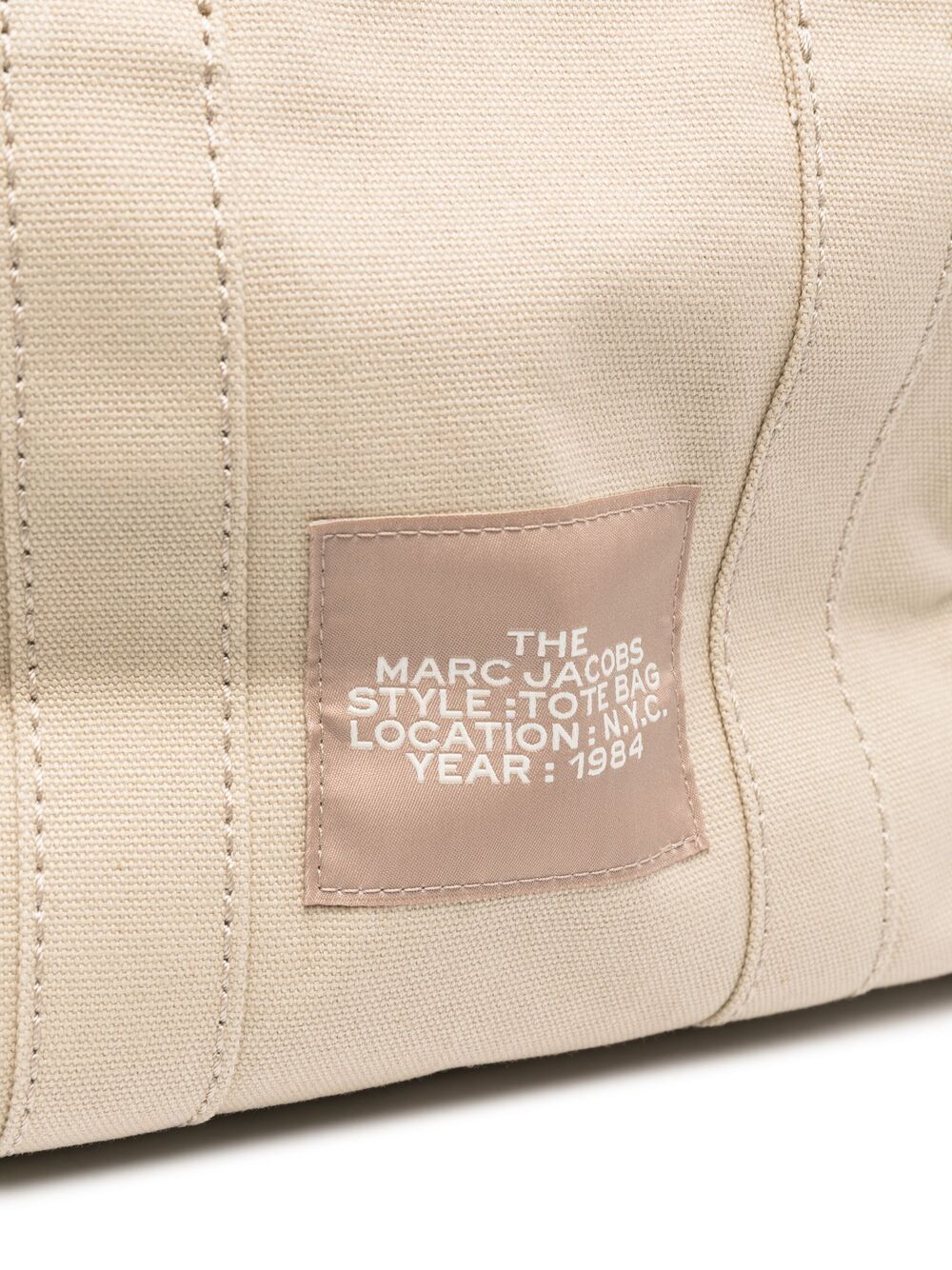Marc Jacobs Totes - Nude & Neutrals | 358ff696042847c616485594ef5c896a19ecc9a9