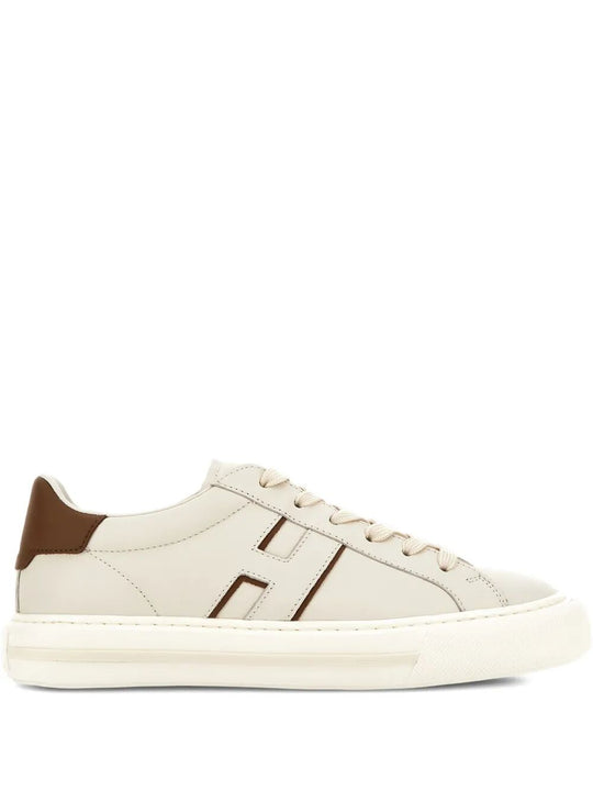 H691 Smooth Leather Sneakers