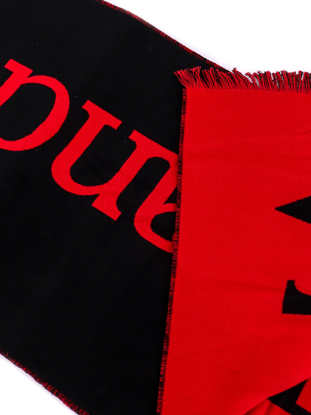 Alexander Mcqueen Scarfs - Blacks and greys | 8c77172c2cf6be0f5d6255f9e5f974b98fd4ec11