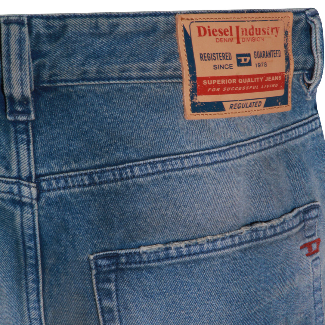 Diesel Jeans - LIGHT BLUE | 8b13208b7716b3f53ceb2bb13e68a49b15dff65d