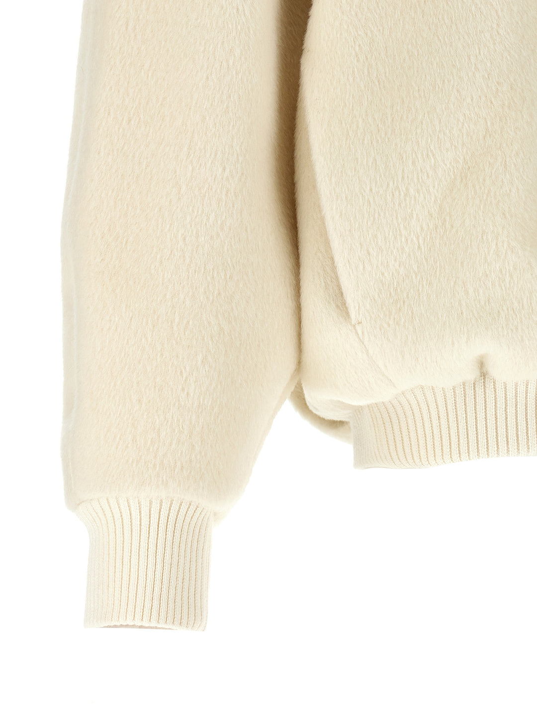 Jacquemus Le Blouson Pilu Puffer Jackets - White | c6b69f190f86a8bb54032d6c93116c8f0703c1cc