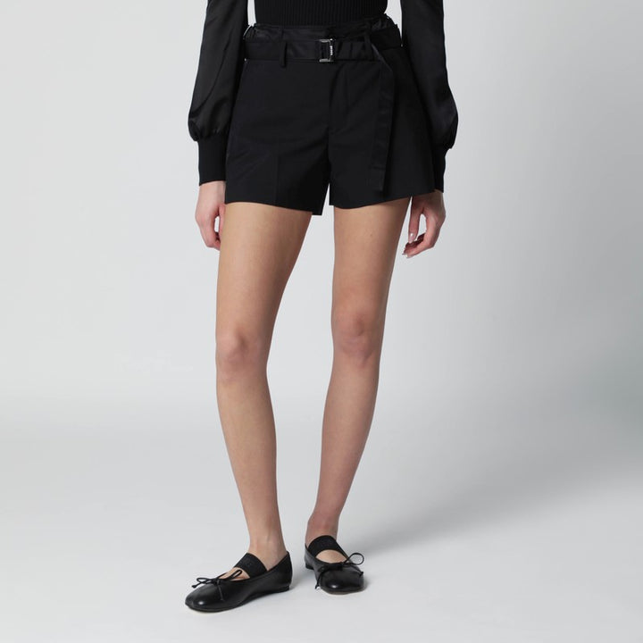 Sacai Shorts - Black | 9d3432fb22b53e4237373dccee99b97888cc893c