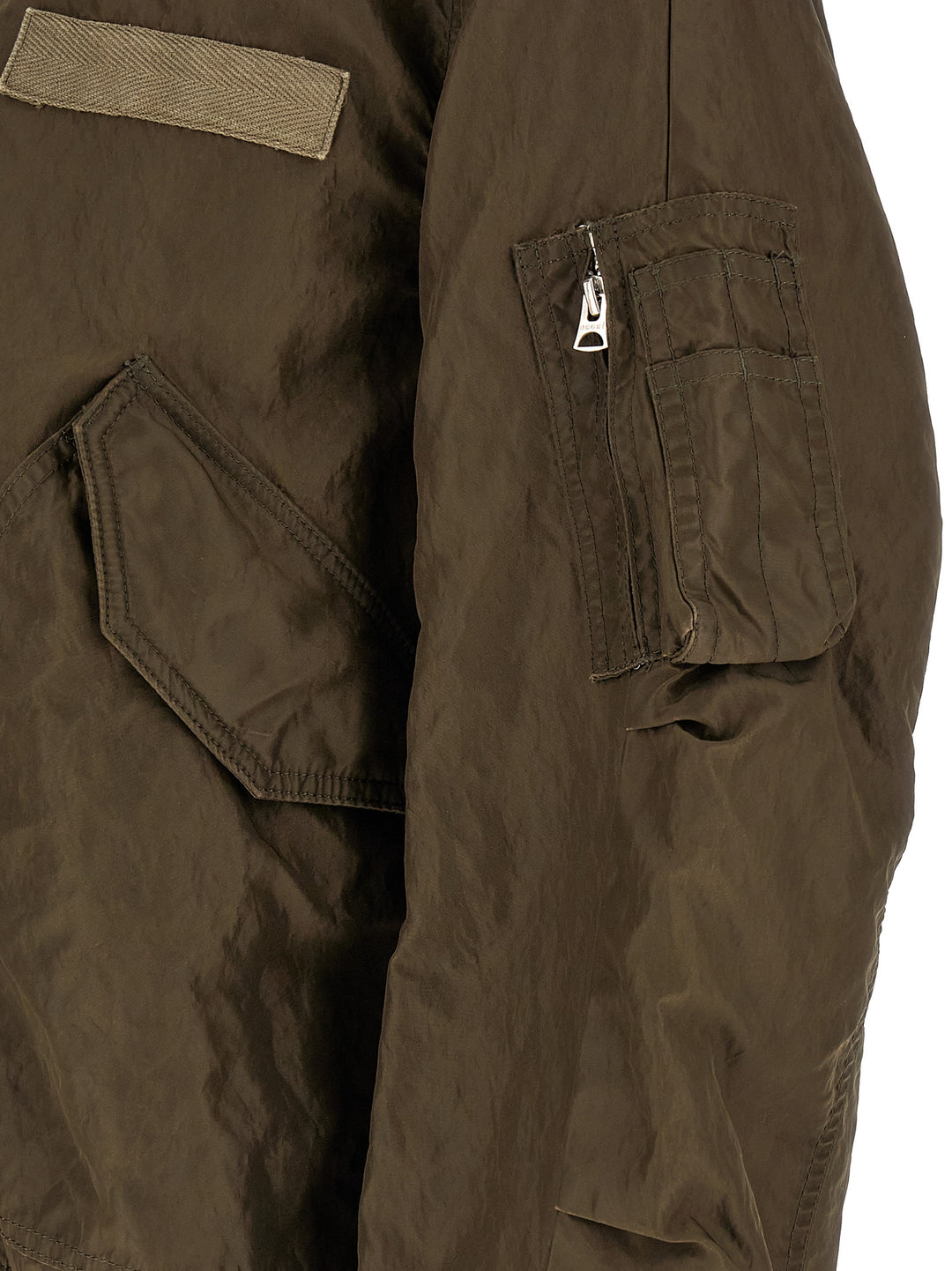 Sacai Crumpled Nylon Jacket Puffer Jackets - Green | 76337751257988940a2716e032a6abadf9357a8e