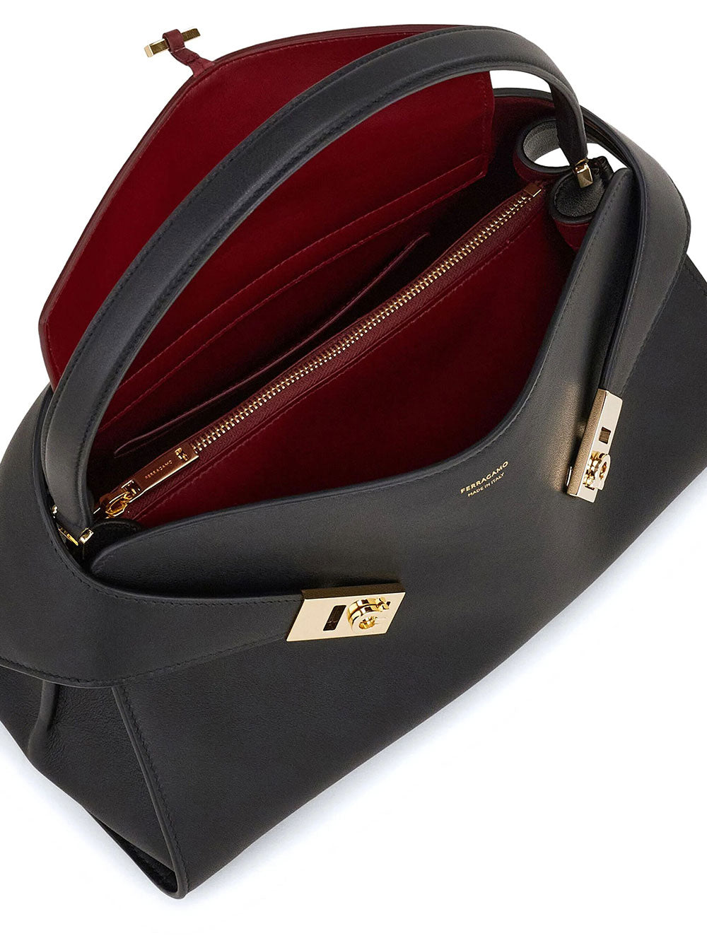 Ferragamo Shoulder Bags - Black | 035577c62378dd021aa815ad14cf4cdbb9db90c6