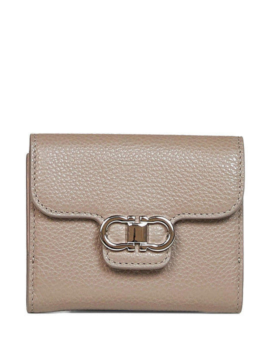 Gancini Grained Leather Compact Wallet