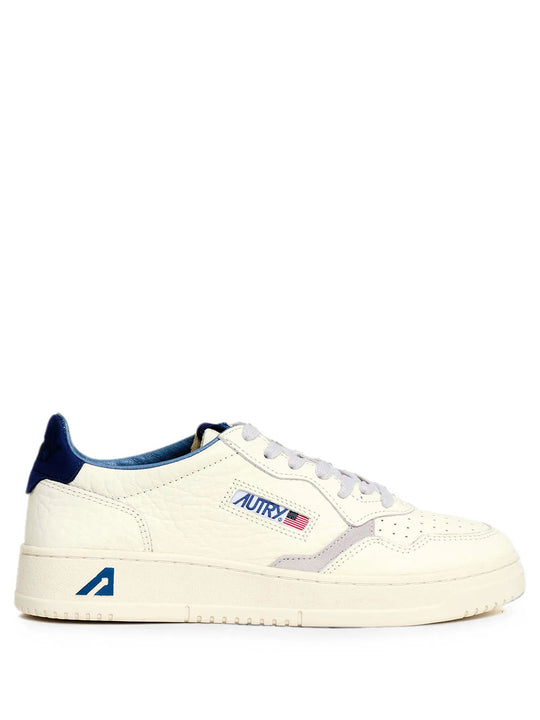 Medalist Low Sneakers