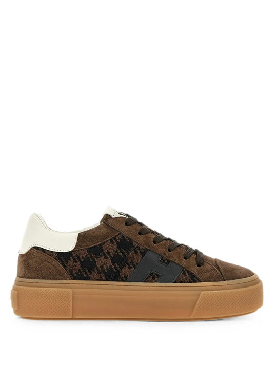 H705 Sneakers