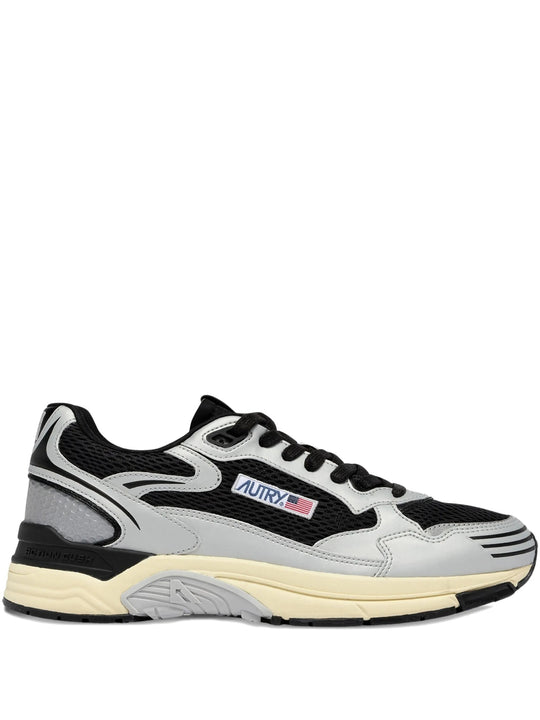 Low Hyperway Sneakers
