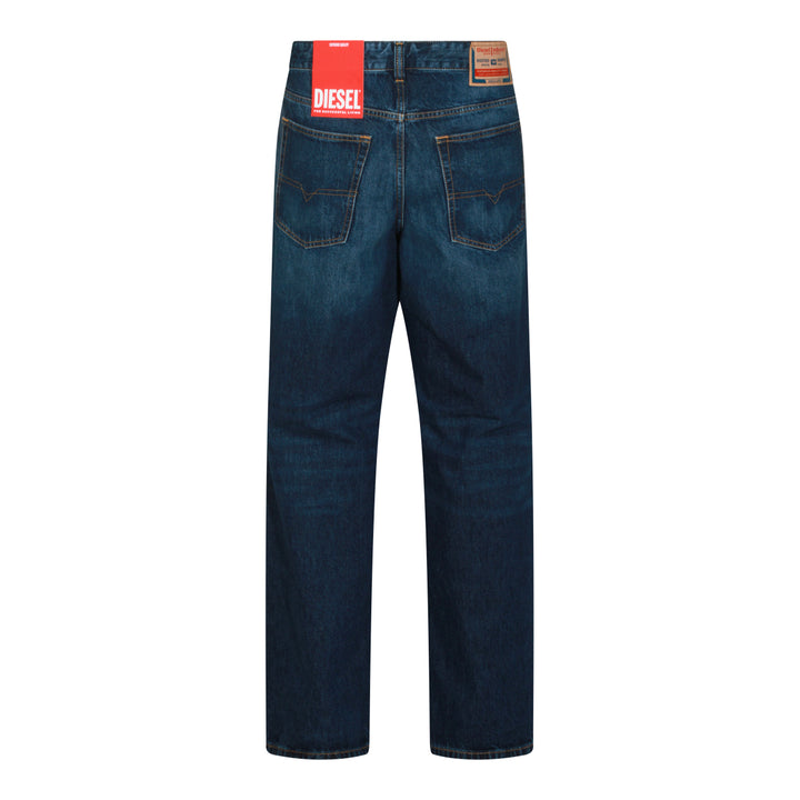 Diesel Jeans - MID BLUE | 85178d2ae5fbce363679d55302be8ad74335ff69