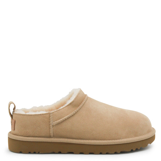 Boots Sand
