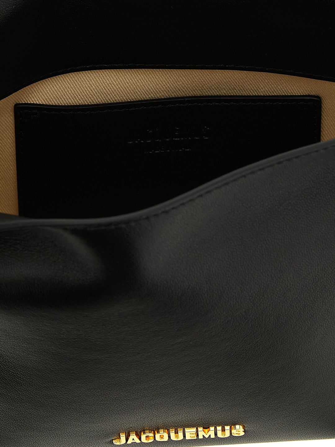 Jacquemus Rond Carré  Bag Clutch - Black | d1fcba4d3b6f160104f08476113ff49cb486775f