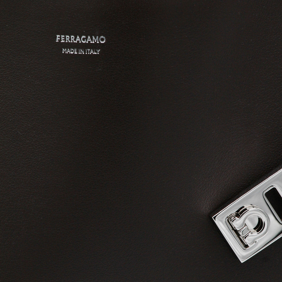 Ferragamo Bags - T. MORO | 6a38280c956ec5378473da2a7f22d359c179bd2d