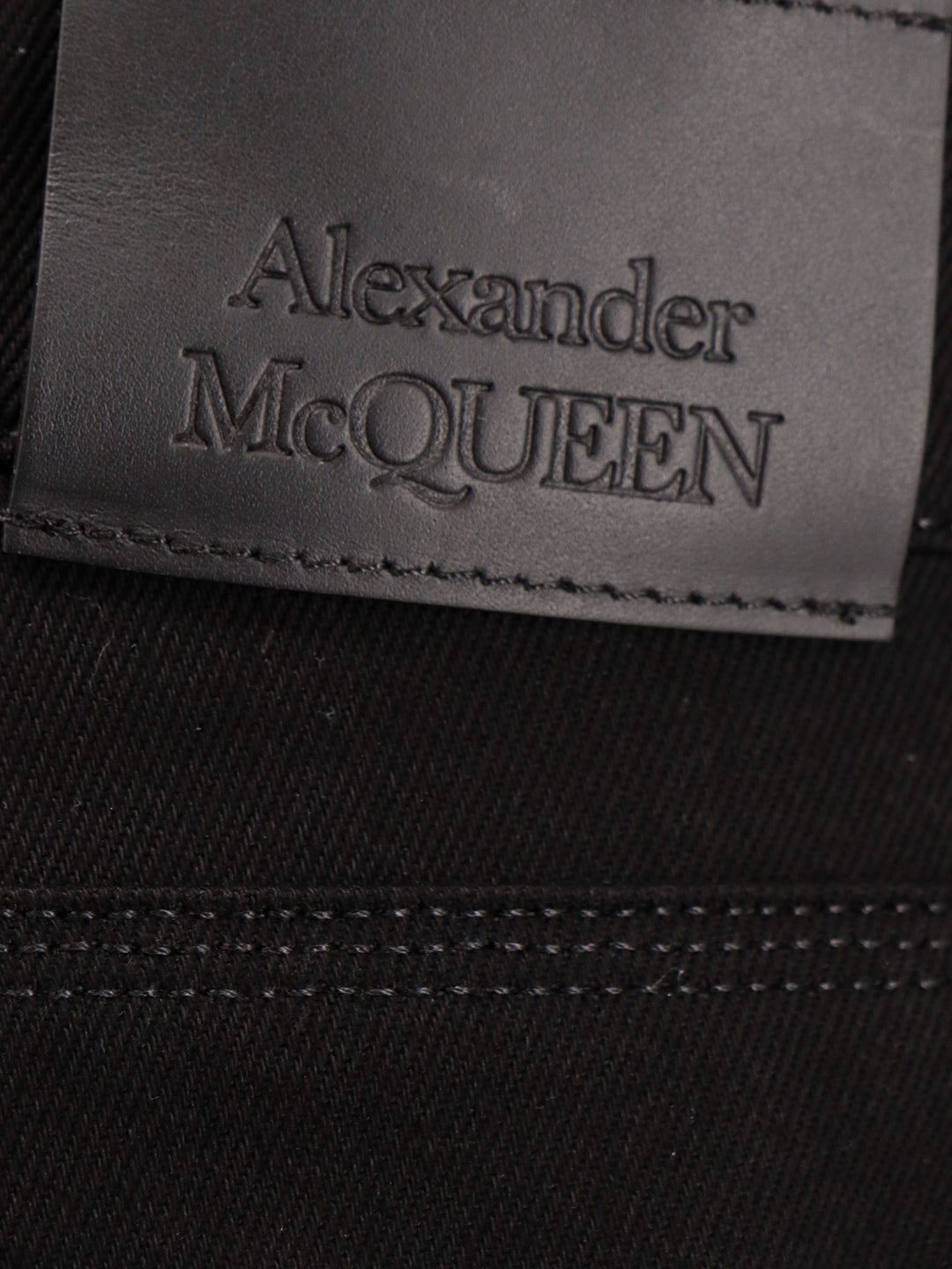 Alexander Mcqueen  - Blacks and greys | 211dec41be095dcd2c73a95ab37873f697a3250e