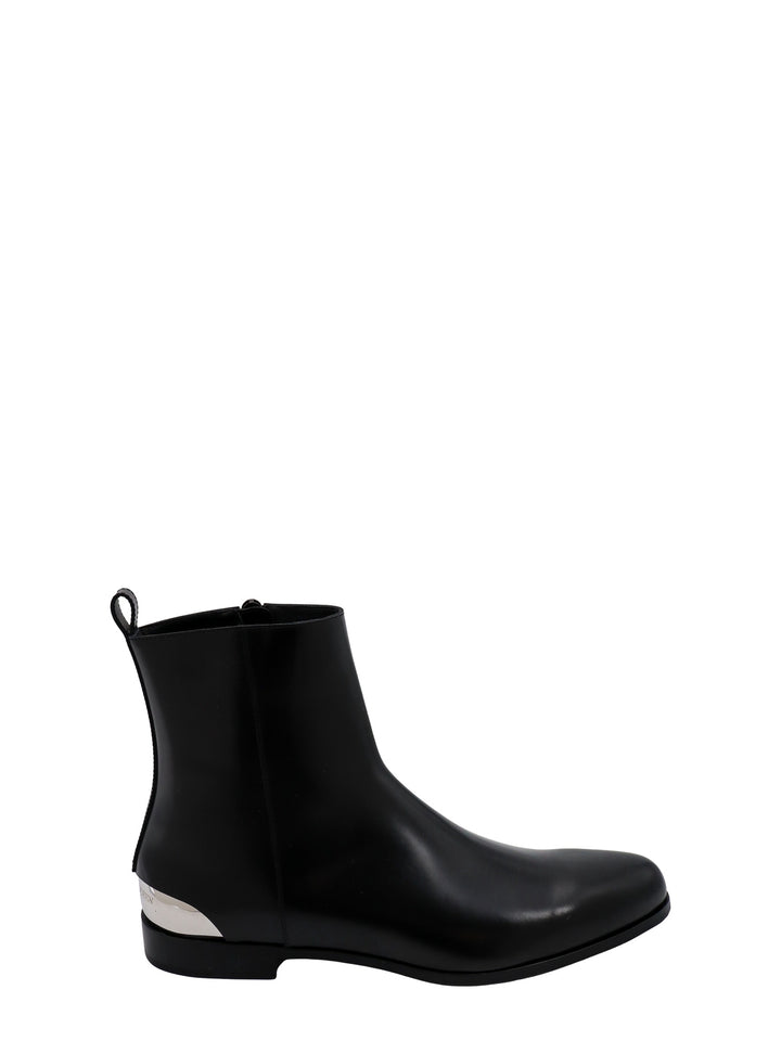 Alexander Mcqueen Boots - Blacks and greys | e2358dd20db6800c90a90e1f103648838a911031