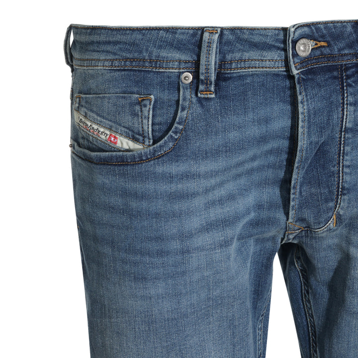 Diesel Jeans - MID BLUE | 29dc6b2748d168d13f6e8ced6d4bdc0e688359f0