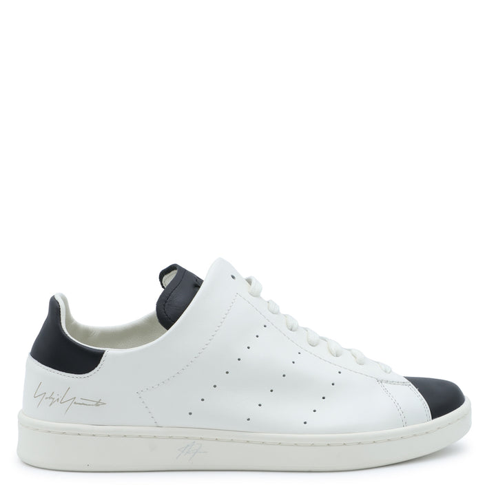 Y-3 Sneakers - OFF WHITE/BLACK | d8f3ec959d04585580856d37e6c26fc4ffe56cbd
