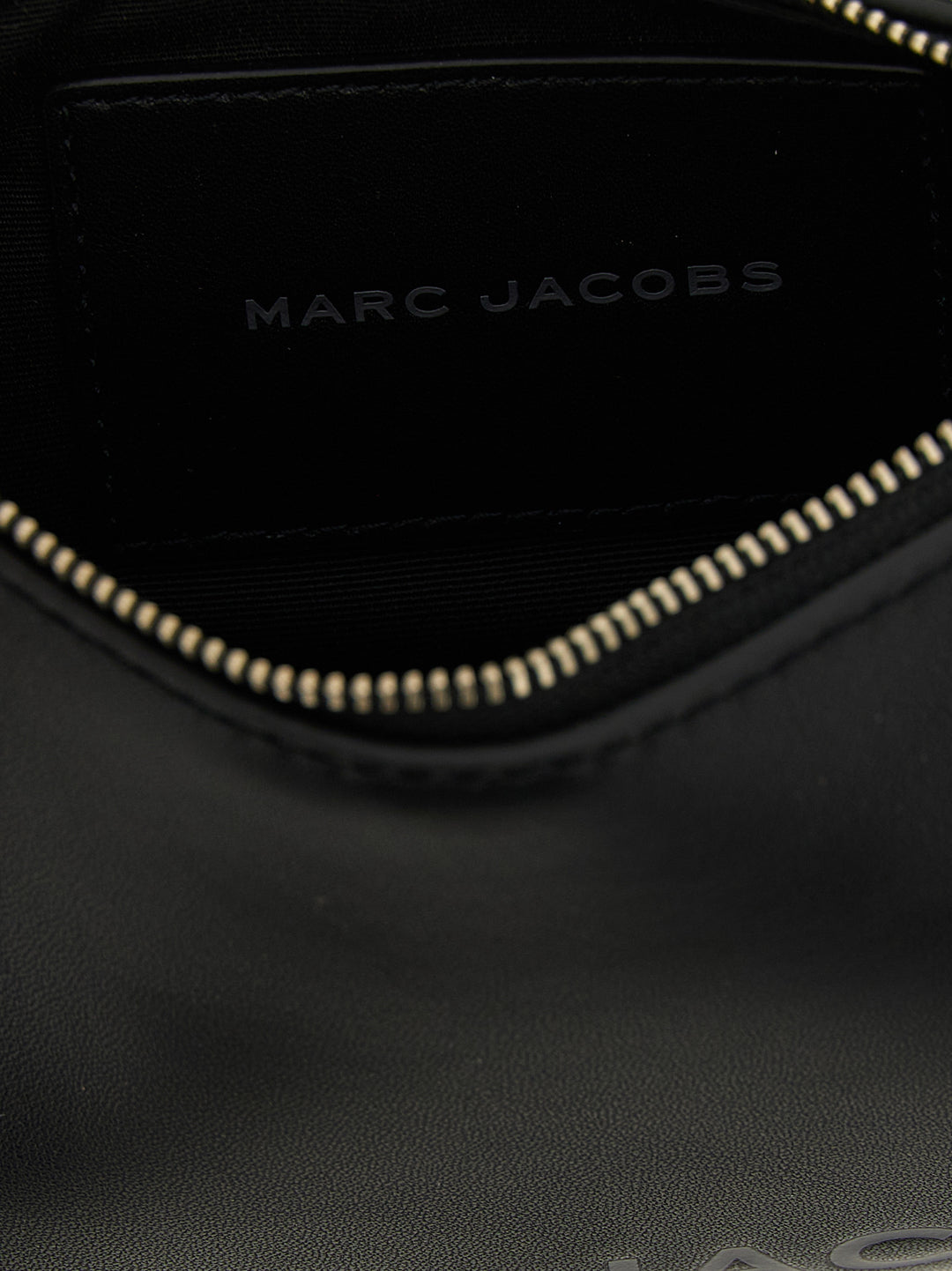 Marc Jacobs The Star Charm Shoulder Bags - Black | e358f7f3afe02be702841660e6372ed9e2d46a34