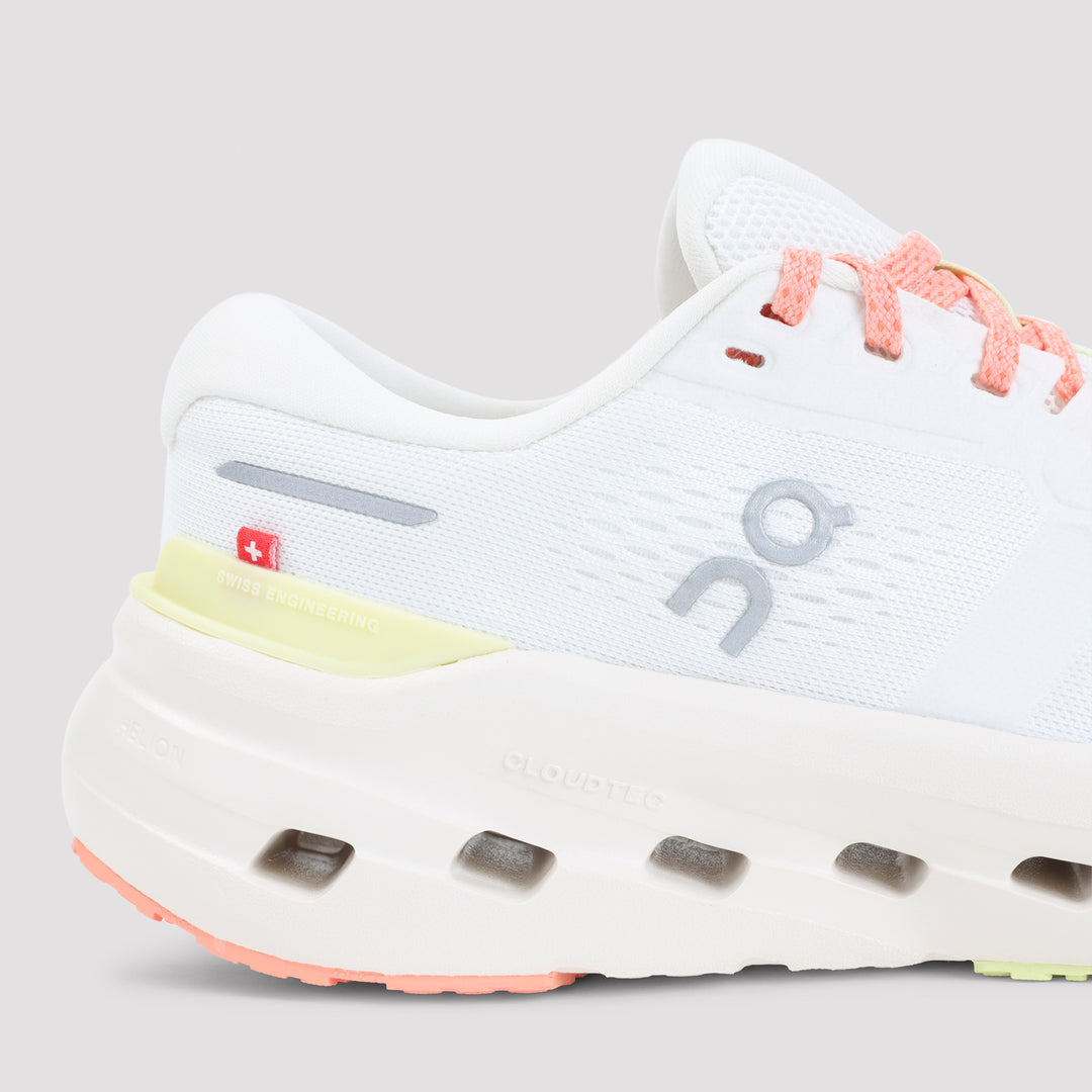 On Sneakers - White | 4b68063dd451c36808514031cfa6af896a640f48
