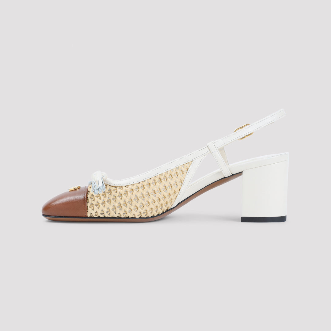 Valentino Garavani Pumps - Nude & Neutrals | 1bbcbba122570559b66aa3f3ffdac4391253cb78