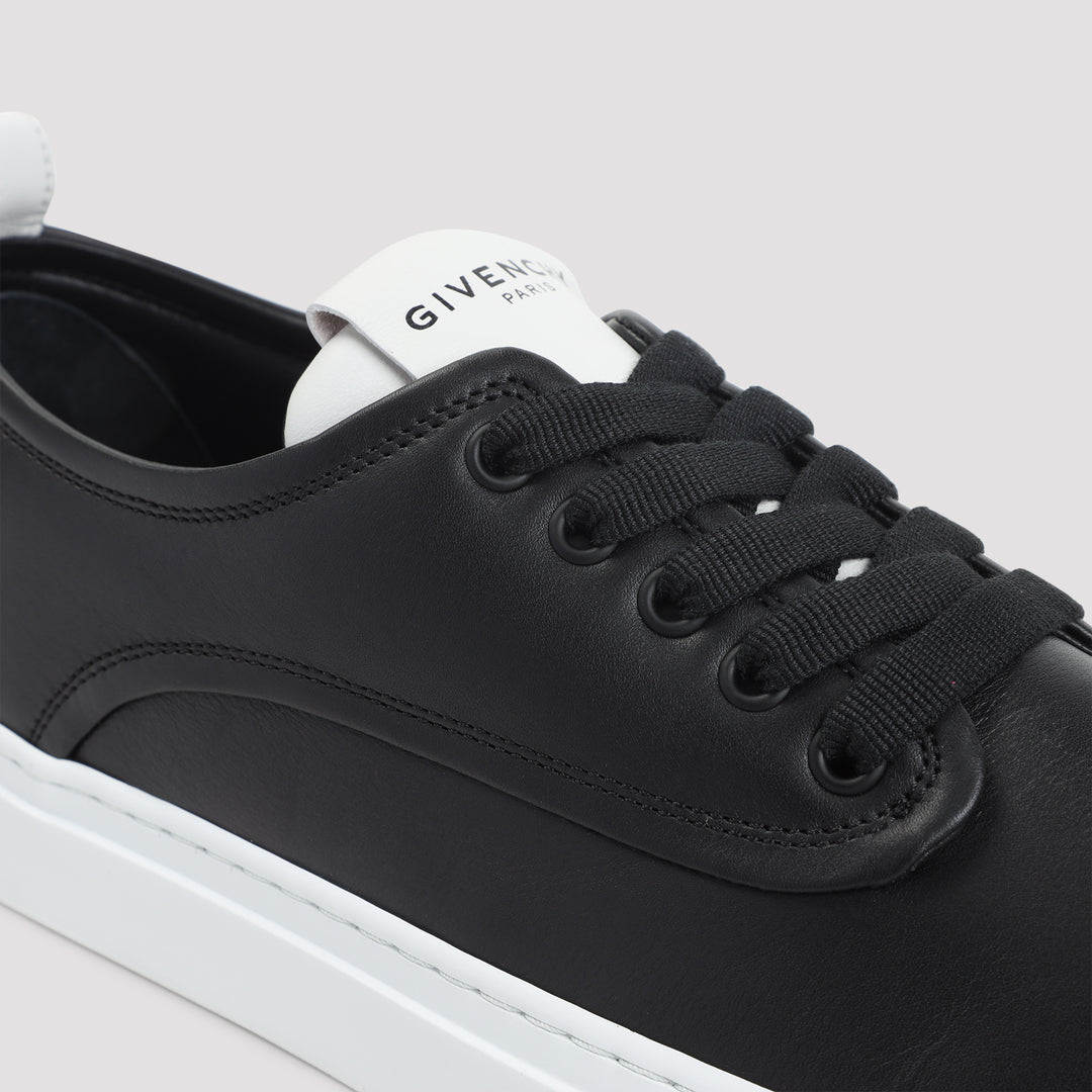 Givenchy Sneakers - Black | cde54306345d968b8729d0dc09713f460fdd2f5f
