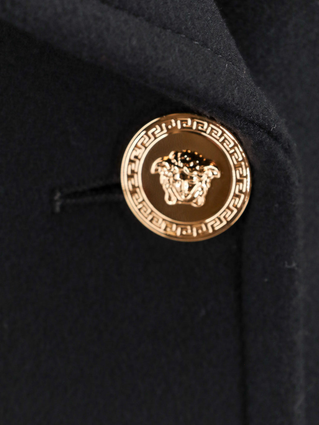 Versace Coats - Blacks and greys | 17b701af8a09e02d53804c23f5c9236ef192d4d4