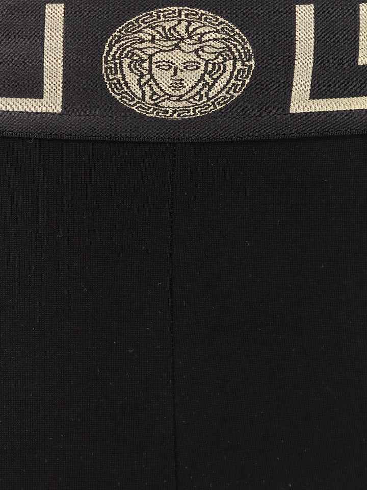 Versace  - Blacks and greys | 56584b3d941ba233c3ab9eb30be93b1914f57b5f