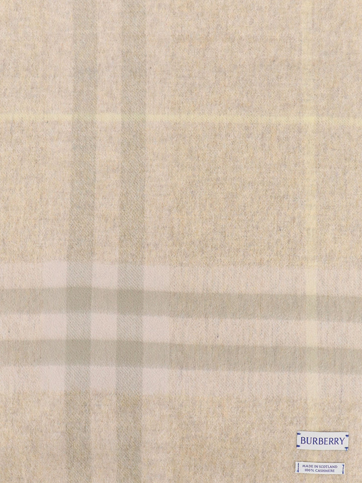 Burberry Scarfs - Light and natural | 297cedf7230c9cd7aa7f00cb049d8ae1ca8ca601