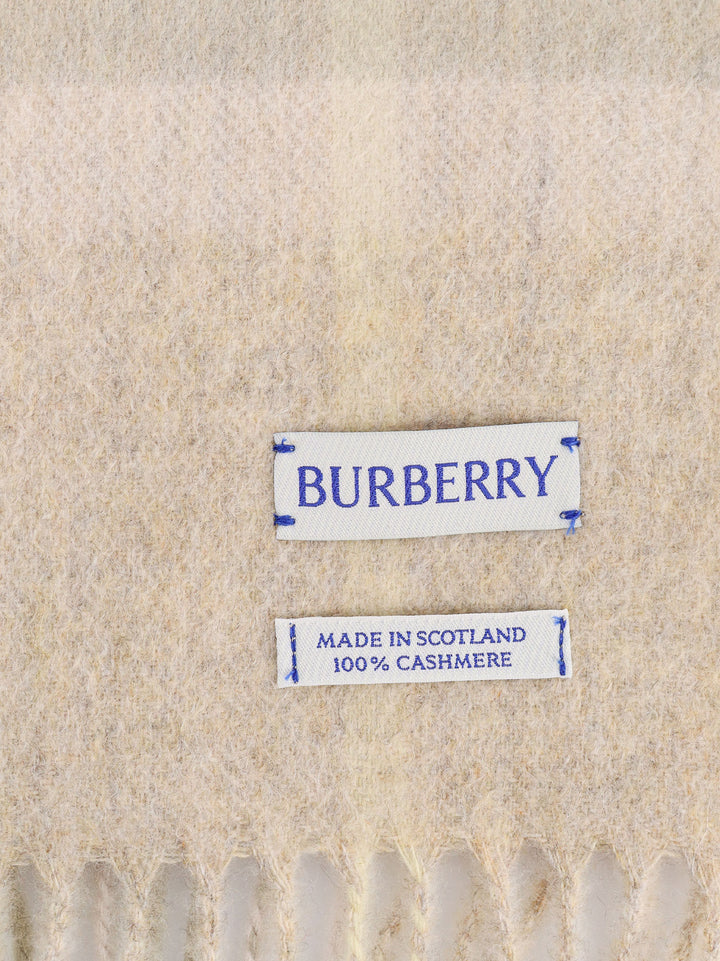 Burberry Scarfs - Light and natural | 3985c8073de1ad1319a91397def9bdc3136d8faf