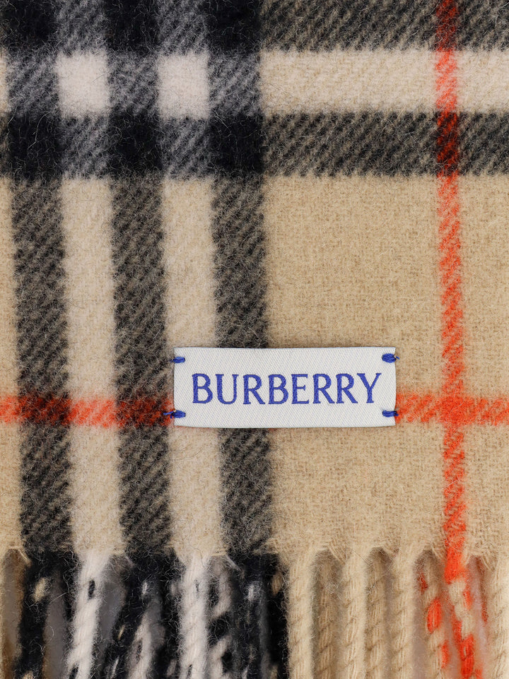 Burberry Scarfs - Light and natural | 76a05b907f7a8dd31fd723a012486be1d1cf6e21