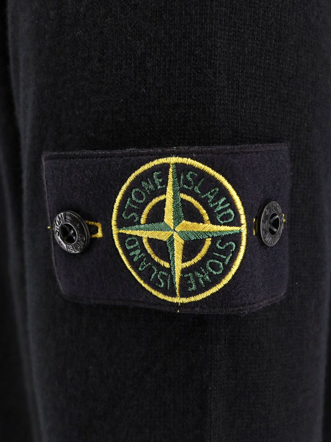 Stone Island Sweaters - Blacks and greys | 04ed34d6bd35d39f7ceac05ae2195b336deabcd0