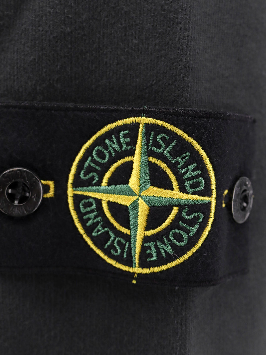 Stone Island Sweaters - Blacks and greys | b0b4a14ef8e3a08cb1e4e1c50f709fa37784763d