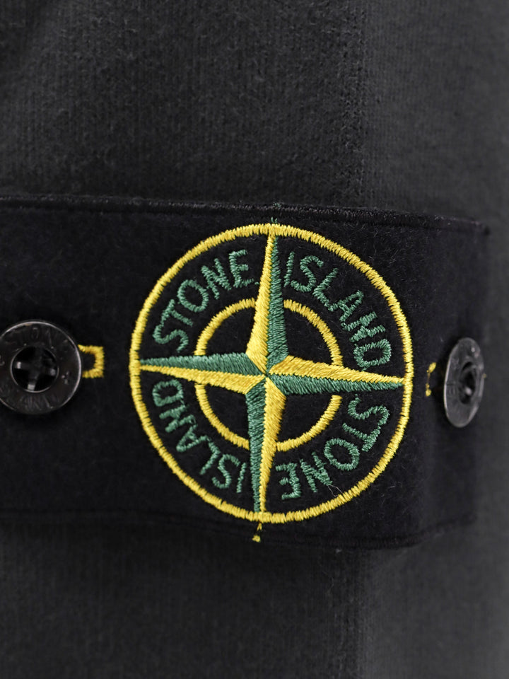Stone Island Sweaters - Blacks and greys | b0b4a14ef8e3a08cb1e4e1c50f709fa37784763d