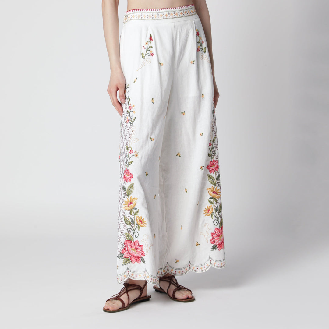 Farm Rio Pants - White | 56c0bd897cc6c1e1e4aa9fba5df7855a3811fa5c