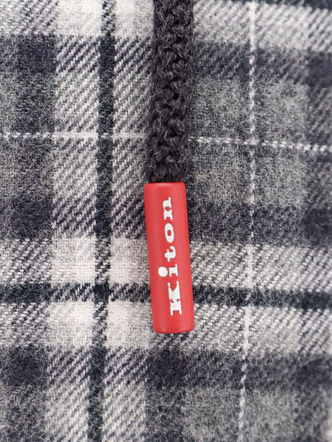 Kiton Ciro Paone Sweaters - Blacks and greys | e703732471c29231d305e66fab8e13859eb25745