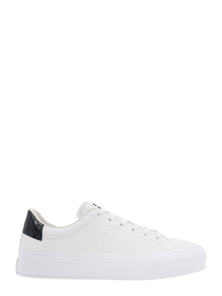 Givenchy Sneakers - Light and natural | cc74061656b318bd5faf5cbfd3b04f80270744b8
