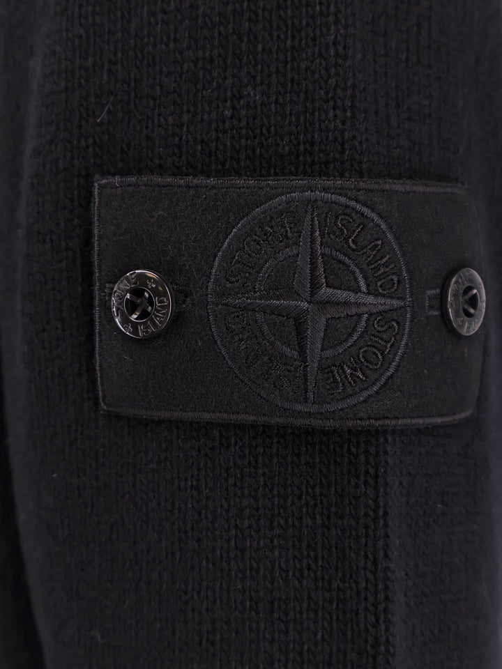 Stone Island Sweaters - Blacks and greys | b2b27a31ae427dfb2335b9de06a94a26586bf113