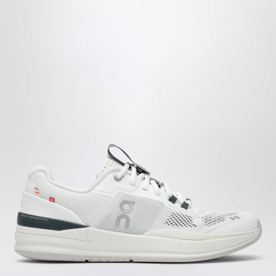 The Roger Pro Tennis Shoes In Mesh, White/Evergreen