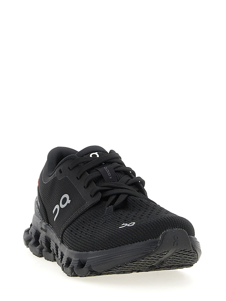On Cloud X 4 Sneakers - Black | 7562c37640b54f89375f6e0cad592c974040aa23