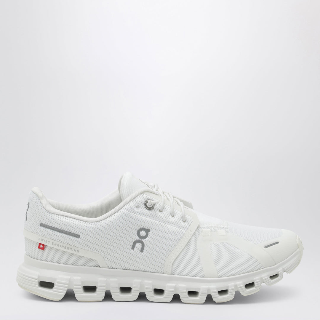 On Shoes - White | e7c2b3cf9a3b581077e22fbf0d2c48c255d47c1f
