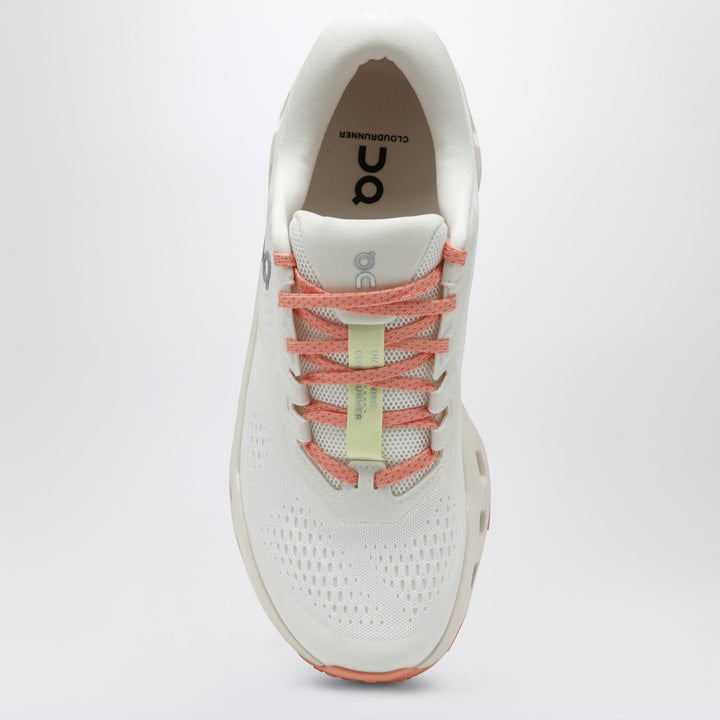 On Shoes - White | 1b6c6515790974d912e91b32255750a1c74518d4
