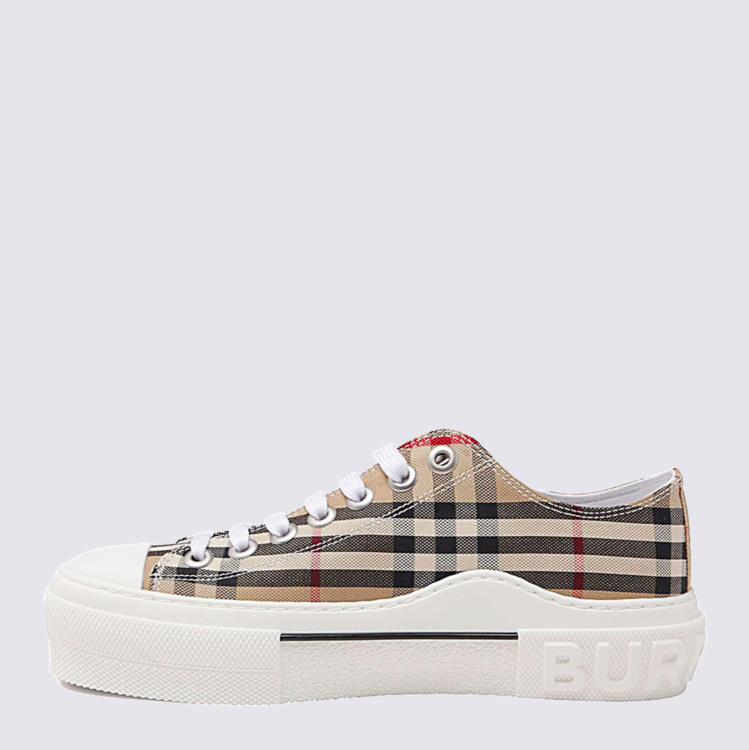 Burberry Sneakers - Light and natural | 8e0b40b1abcf3e4eac6484c7ce991f9ec8cbc586