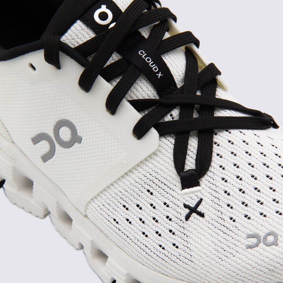 On Sneakers - IVORY/BLACK | 9da4707f6e73cbd7b59ec84cbed76ab7b1d45734