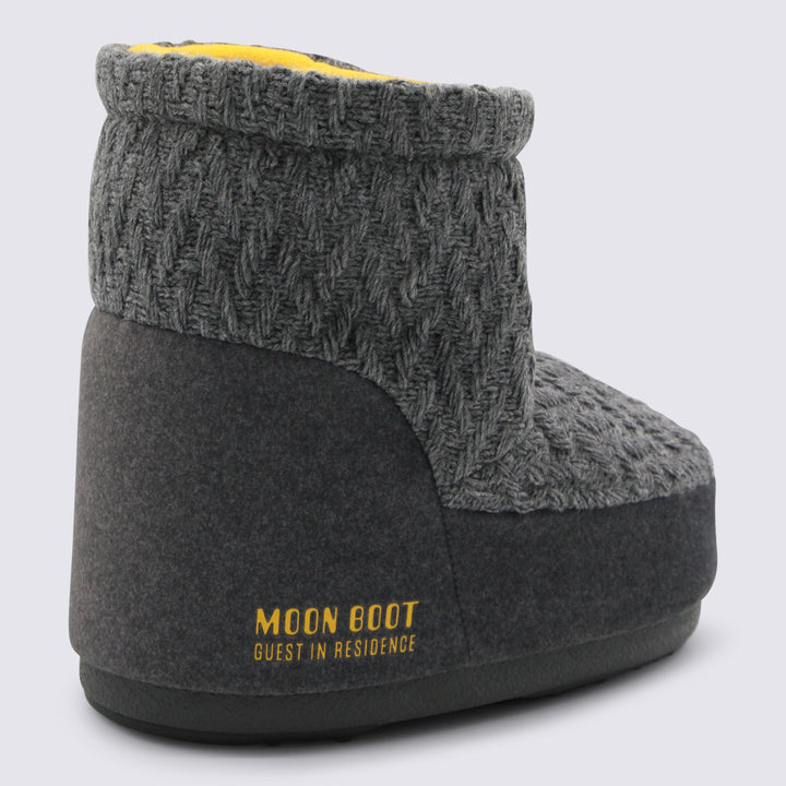 Moon Boot Boots - Blacks and greys | 87dd8614649a690a784079f23aa34917fae4aff7