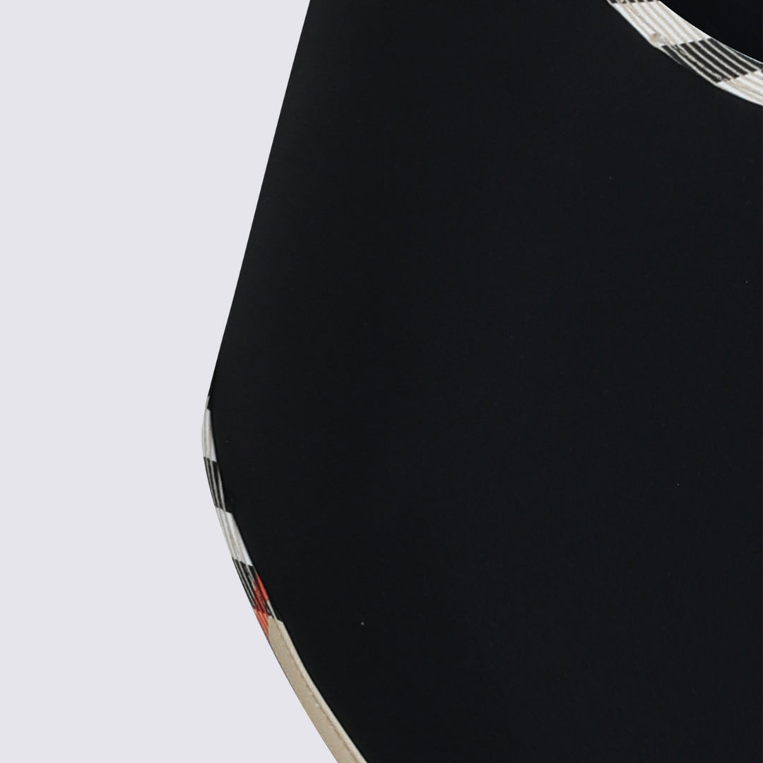 Burberry Sea clothing - Blacks and greys | 4cd42d0e91209b02ffdcb16bcdd4170be34f68d2