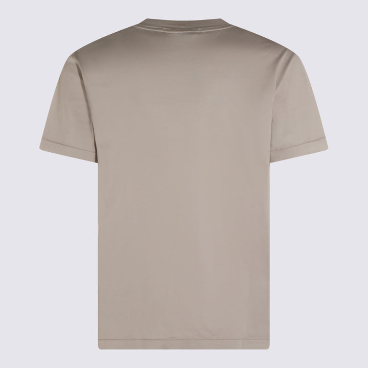 Stone Island T-shirts and Polos - Blacks and greys | f9a87f934cd483745debb618ab71fca8f887108e