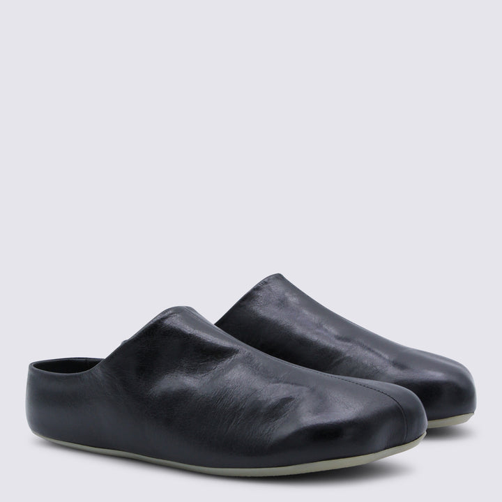 Mm6 Maison Margiela Flat shoes - Blacks and greys | 9d99f41e71c68f5456fa0a46f531147808a65689