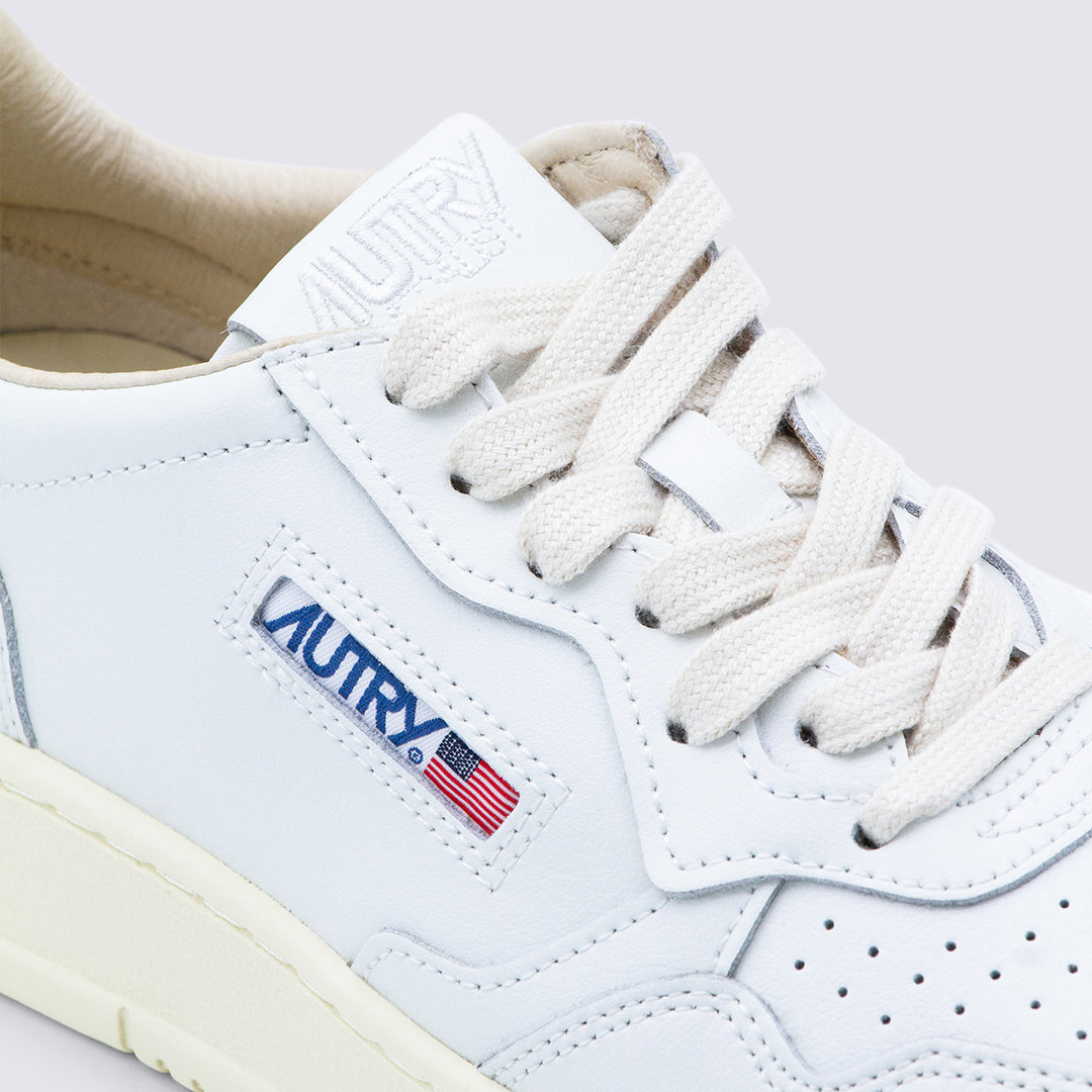 Autry Sneakers - LEAT/ART WHT/SILVER | f67e7207acaec8a939edc66b42600faddbd4f9a4