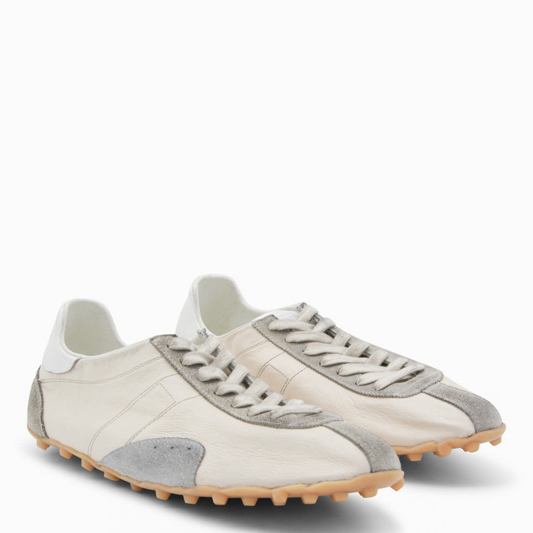 Maison Margiela Sneakers - OFF WHITE | c77c8b8de84046a8ba0edeb7bc950ffa1df0410c