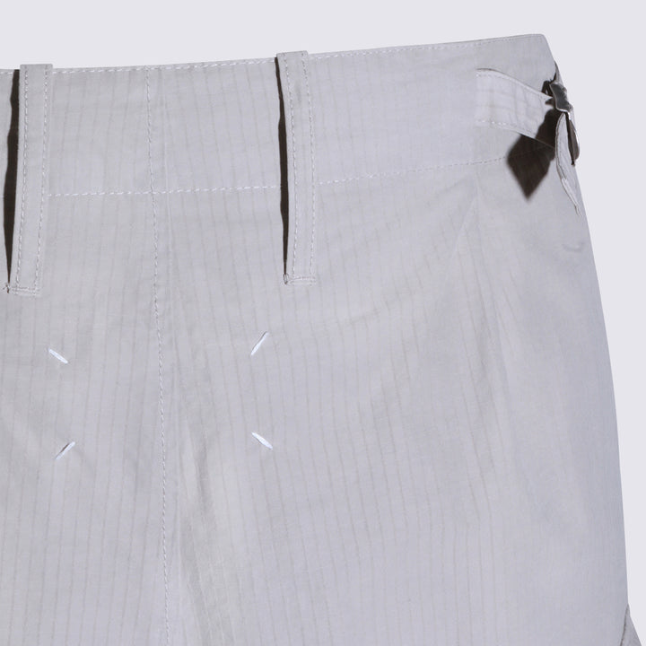 Maison Margiela Trousers - Chiari e Naturali | 7945ebc4d9170857c56400eafae746b2cca30df0